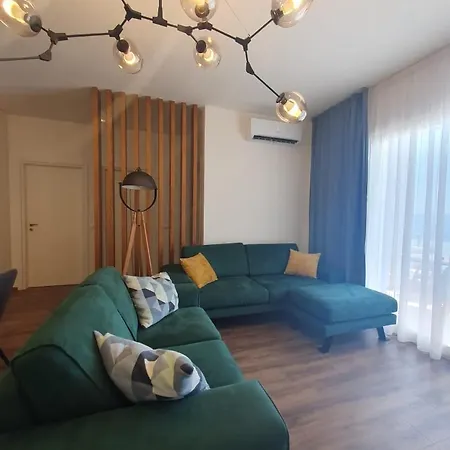 Cozy Patio Vlorë